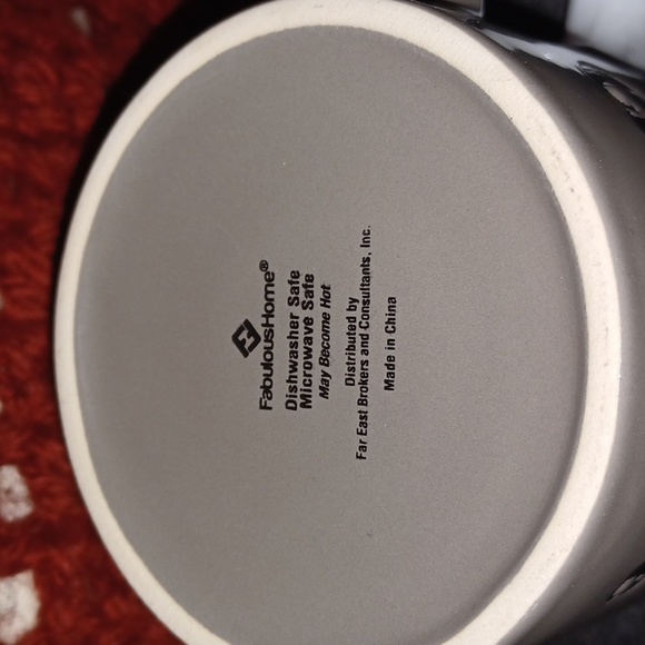 ❤️ Be Happy Mug (021124B). - Picture 3 of 3